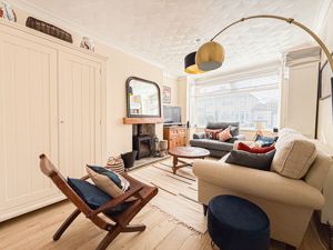 Photo 9- click for photo gallery